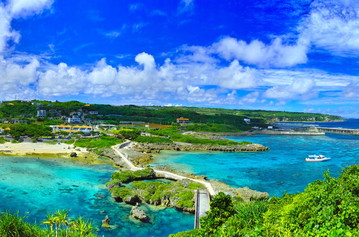 Miyako Island. The Okinawan Remote Island Blessed with a Beautiful Ocean